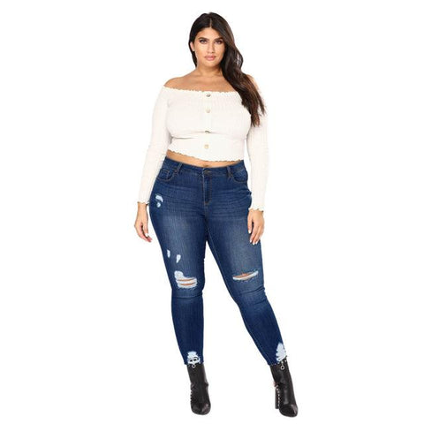 Plus Size Stretched Ripped Jeans